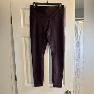 Lululemon Athletica Purple Leggings Full-Length Fitted Design